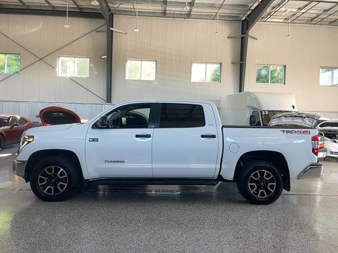 Used 2019 Toyota Tundra SR5 w/ TRD Off Road Package AWD/4WD image 5