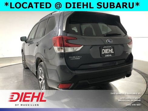 Used 2020 Subaru Forester Premium image 5