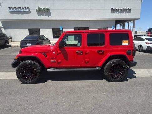 Used 2021 Jeep Wrangler Unlimited Sahara w/ LED Lighting Group AWD/4WD image 2