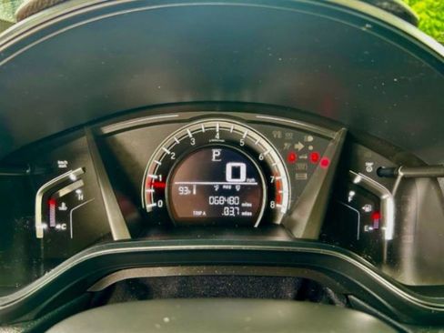 Used 2018 Honda CR-V LX image 17