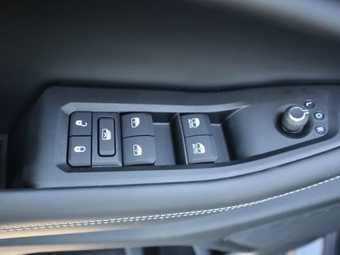 New 2025 Jeep Grand Cherokee L Altitude image 7