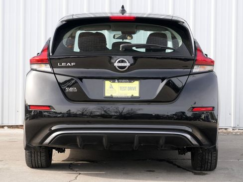 Used 2025 Nissan Leaf S image 10