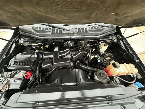 Used 2017 Ford F250 XLT w/ XLT Value Package RWD image 34