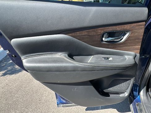 Used 2020 Nissan Murano Platinum w/ Cargo Package FWD image 16