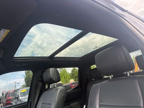 Used 2022 Toyota Tundra Platinum w/ Advanced Package image 17