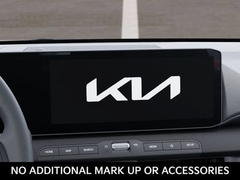 New 2026 Kia K4 FWD image 20