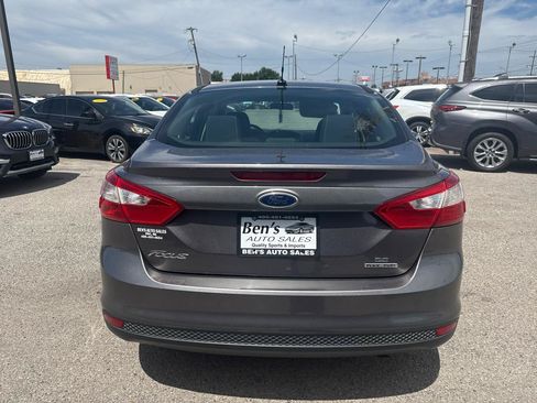 Used 2014 Ford Focus SE FWD image 7