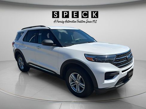 Used 2022 Ford Explorer XLT w/ Class IV Trailer Tow Package AWD/4WD image 7