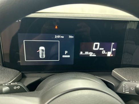 New 2025 Nissan Kicks SV w/ SV Premium Package AWD/4WD image 16