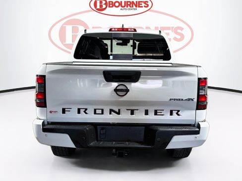 Used 2023 Nissan Frontier PRO-4X w/ Technology Package AWD/4WD image 9