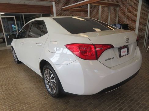 Used 2017 Toyota Corolla XLE FWD image 52