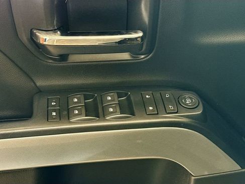 Used 2018 Chevrolet Silverado 1500 LT w/ All Star Edition image 18