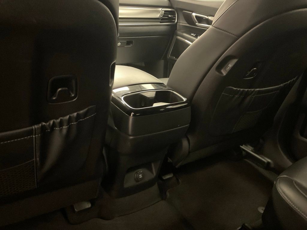 Used 2025 Kia Telluride S AWD/4WD image 31