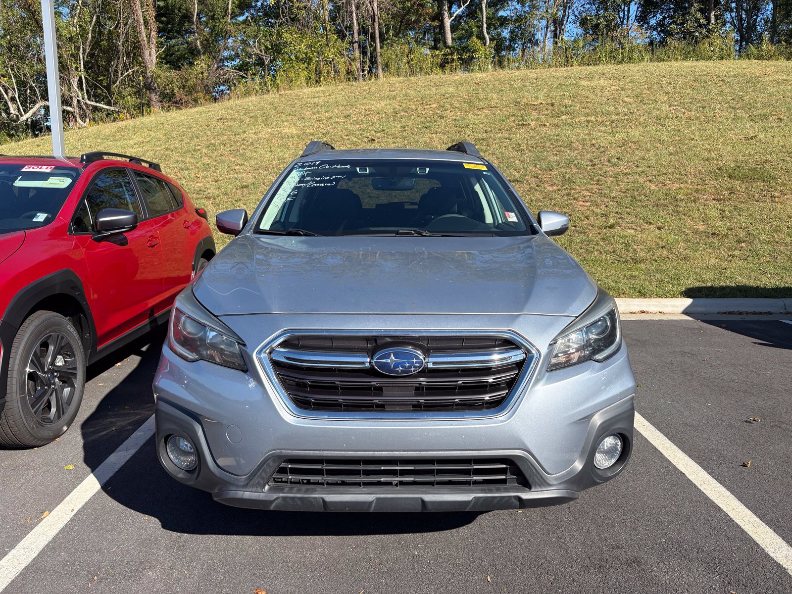 Used 2019 Subaru Outback 2.5i Premium AWD/4WD image 2