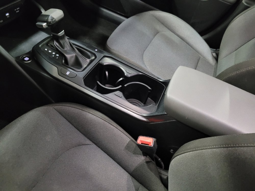 Used 2025 Kia K4 FWD image 26