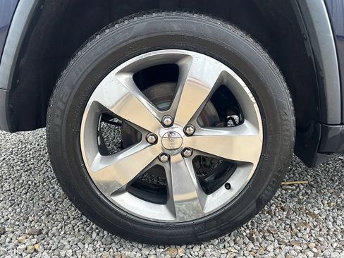 Used 2014 Jeep Grand Cherokee Limited AWD/4WD image 9