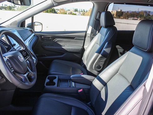 Certified 2023 Honda Odyssey Touring image 16