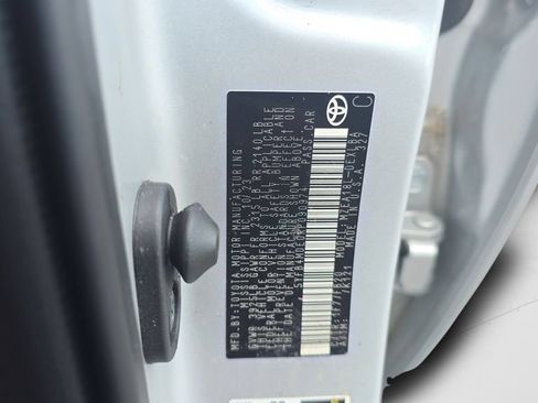 Used 2024 Toyota Corolla LE FWD image 27