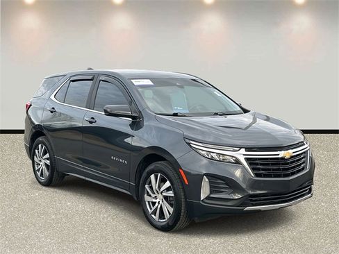 Used 2022 Chevrolet Equinox LT image 3