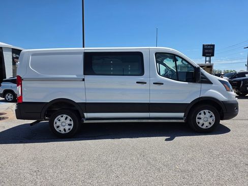 Used 2025 Ford Transit 250 Low Roof w/ Exterior Upgrade Package image 9