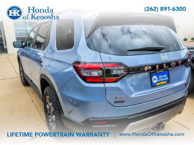 New 2026 Honda Pilot TrailSport image 7
