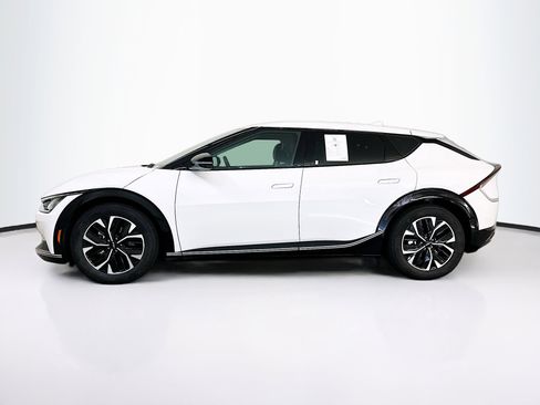 Used 2024 Kia EV6 Wind AWD/4WD image 4