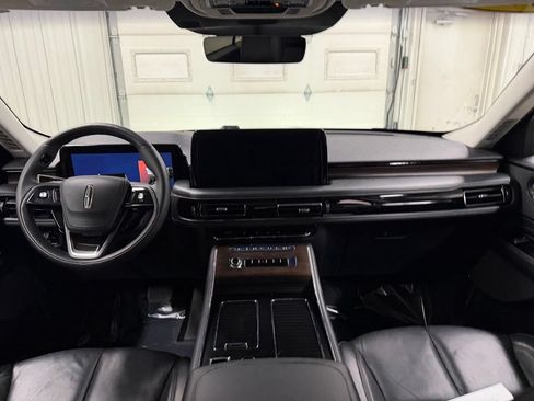 Used 2025 Lincoln Aviator Reserve w/ Jet Appearance Package AWD/4WD image 21