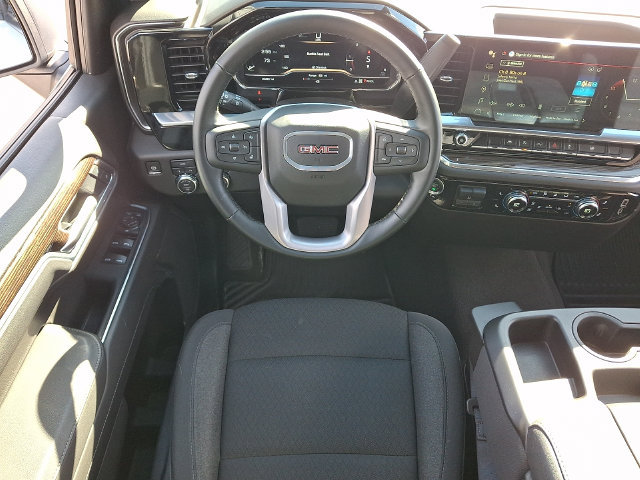 Used 2025 GMC Sierra 1500 Elevation AWD/4WD image 3