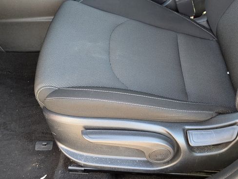 Used 2024 Kia Forte LXS image 3