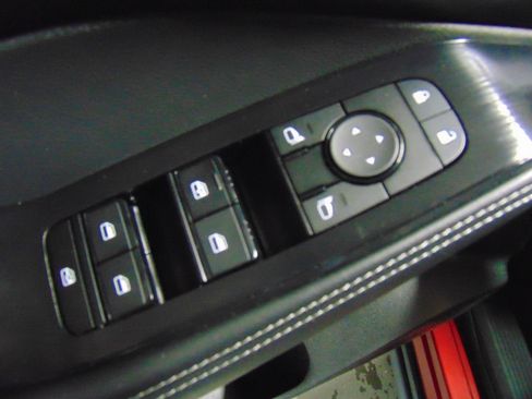 Used 2023 Nissan Rogue SV AWD/4WD image 9