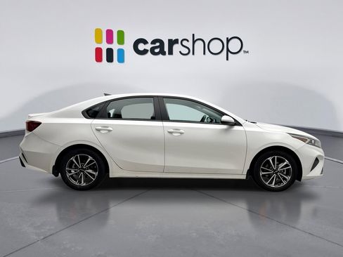 Used 2023 Kia Forte LXS image 6
