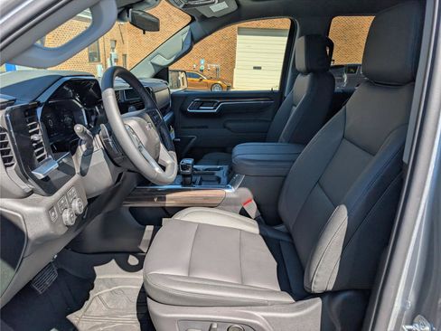 New 2026 Chevrolet Silverado 1500 RST w/ RST All Star Premium Package AWD/4WD image 11