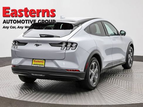 Used 2021 Ford Mustang Mach-E Select w/ Comfort/Technology Package AWD/4WD image 5