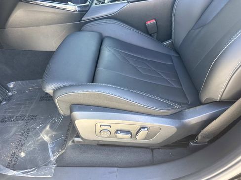 Used 2025 BMW X3 xDrive30i w/ Premium Package image 19