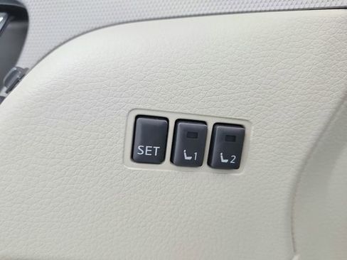 Used 2020 Nissan Rogue Sport SL w/ Premium Package image 21