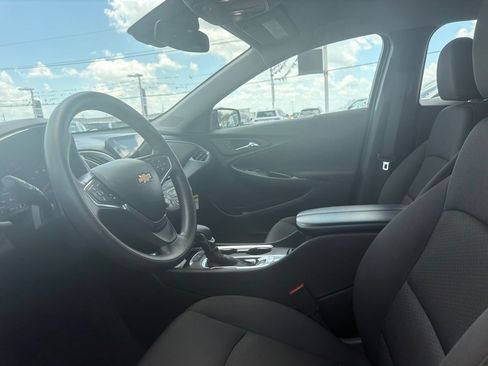 Used 2023 Chevrolet Malibu LT FWD image 8