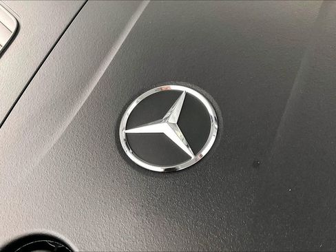 New 2026 Mercedes-Benz GLC 300 GLC 300 image 17