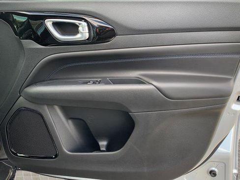 New 2026 Jeep Compass Latitude image 34