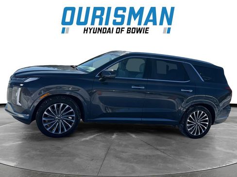 Used 2025 Hyundai Palisade Calligraphy image 3
