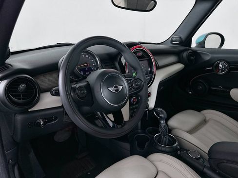 Used 2016 MINI Cooper Convertible FWD image 9