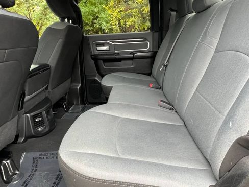 Used 2021 RAM 3500 Big Horn image 35