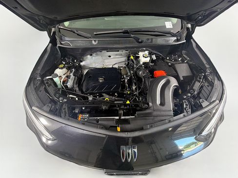 Used 2025 Buick Encore GX Preferred FWD image 32