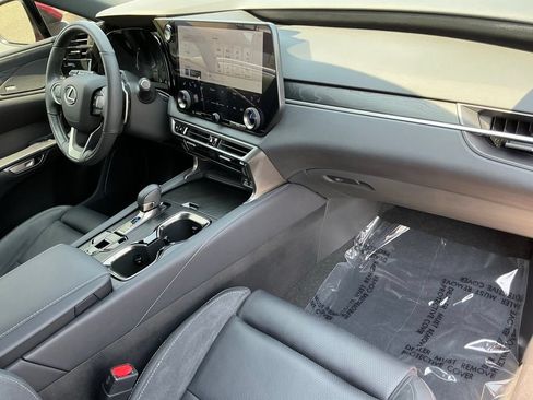 Certified 2024 Lexus RX 350 FWD w/ Convenience Package image 22