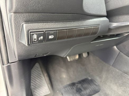 Certified 2024 Toyota Corolla LE image 25