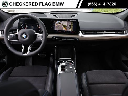 Used 2025 BMW X1 xDrive28i w/ Technology Package image 27