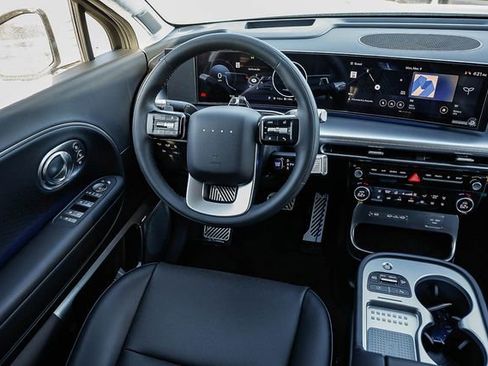 New 2026 Hyundai Ioniq 9 Calligraphy w/ Tow & Go Package image 17