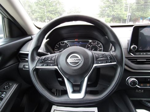 Used 2012 Nissan Altima 3.5 SR w/ Technology Pkg FWD image 52