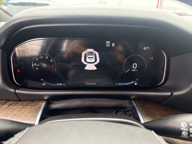 Used 2023 Jeep Grand Wagoneer L Series II AWD/4WD image 34