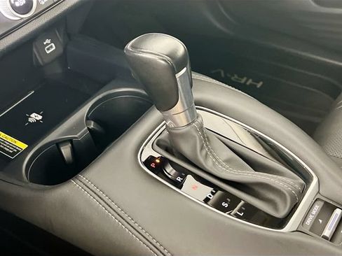 Used 2023 Honda HR-V EX-L image 16