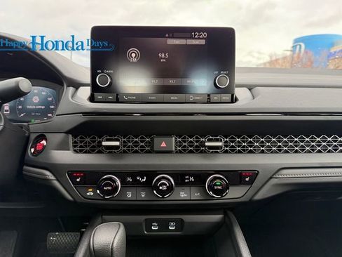 New 2025 Honda Accord SE image 30